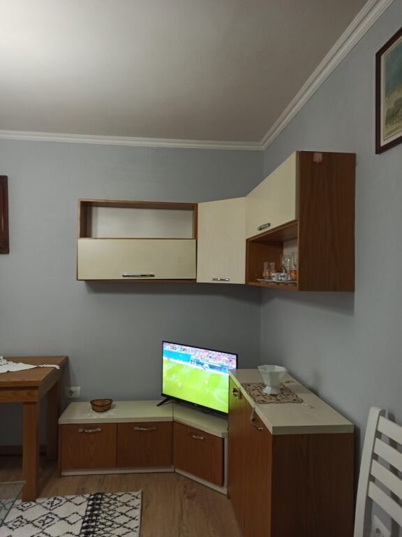 Qera | Apartament 1 + 1 | 21 Dhjetori | 500 €/muaj