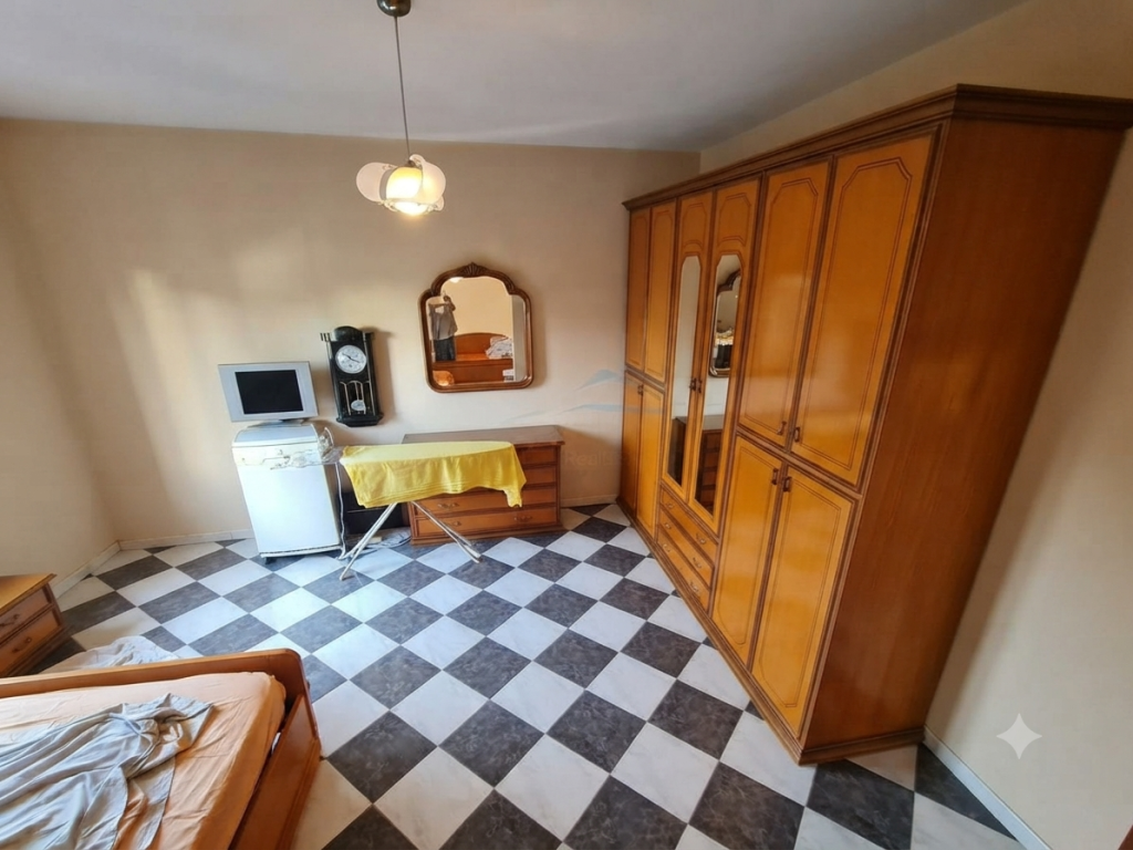Affitto, Villa su 3 piani, Complesso Grand, Ex Mercato Elettrico