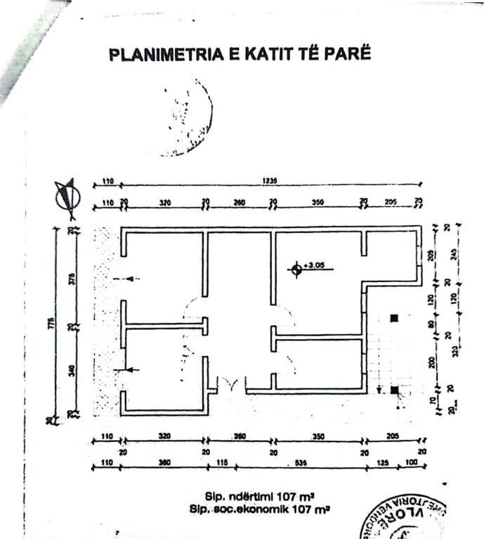 Opportunità Unica: Edificio Commerciale in Vendita sul Viale Principale, Vlora