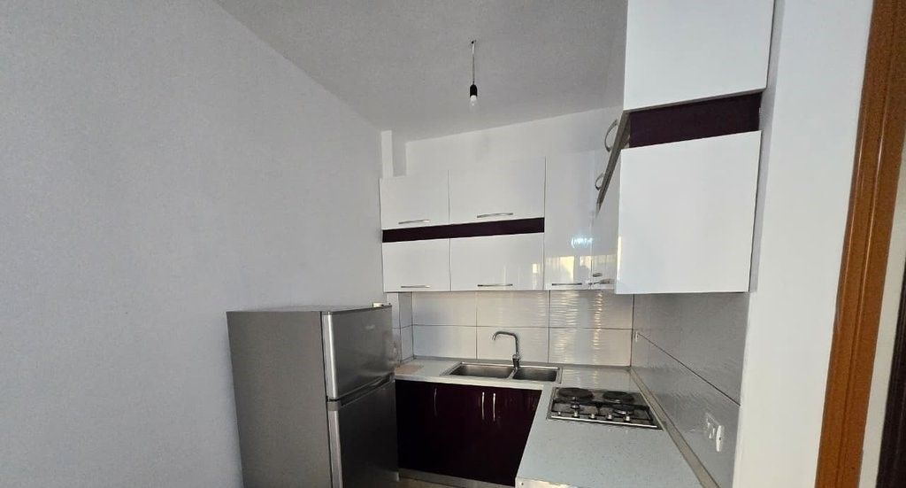 APPARTAMENTO 1+1 IN AFFITTO A YZBERISHT PALAZZI DILO!