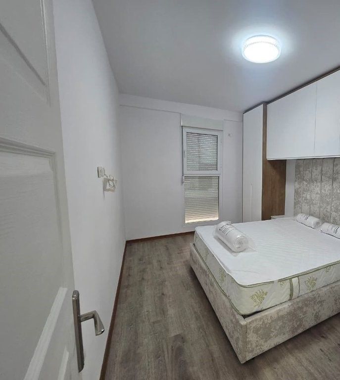 APARTAMENT ME QIRA 2+1+2T+P NE ZONEN E 5 MAJIT