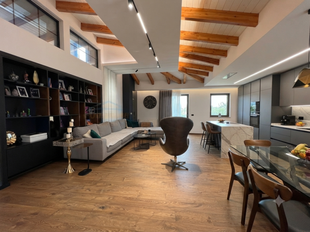 Affitto, Villa su 4 piani, Lago Secco, Tirana