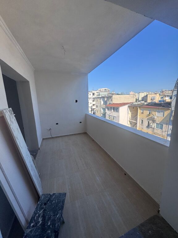 We sell 1+1 apartment Vasil Shanto near the Port