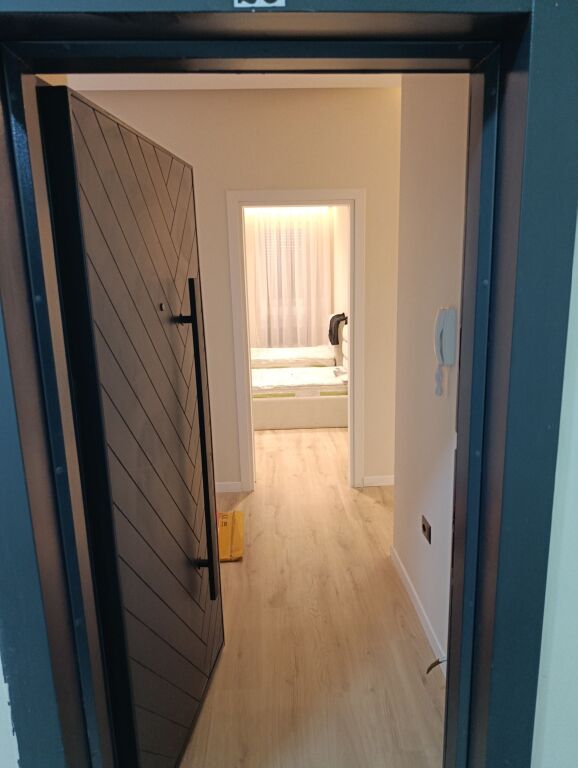 Qera | Apartament 2 + 1 + 2 | Rruga 5 Maji | 600 €/muaj