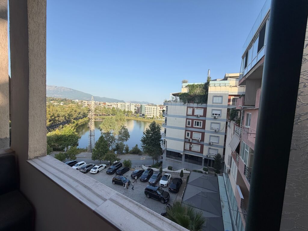 1+1, dry lake, 450 thousand leke
