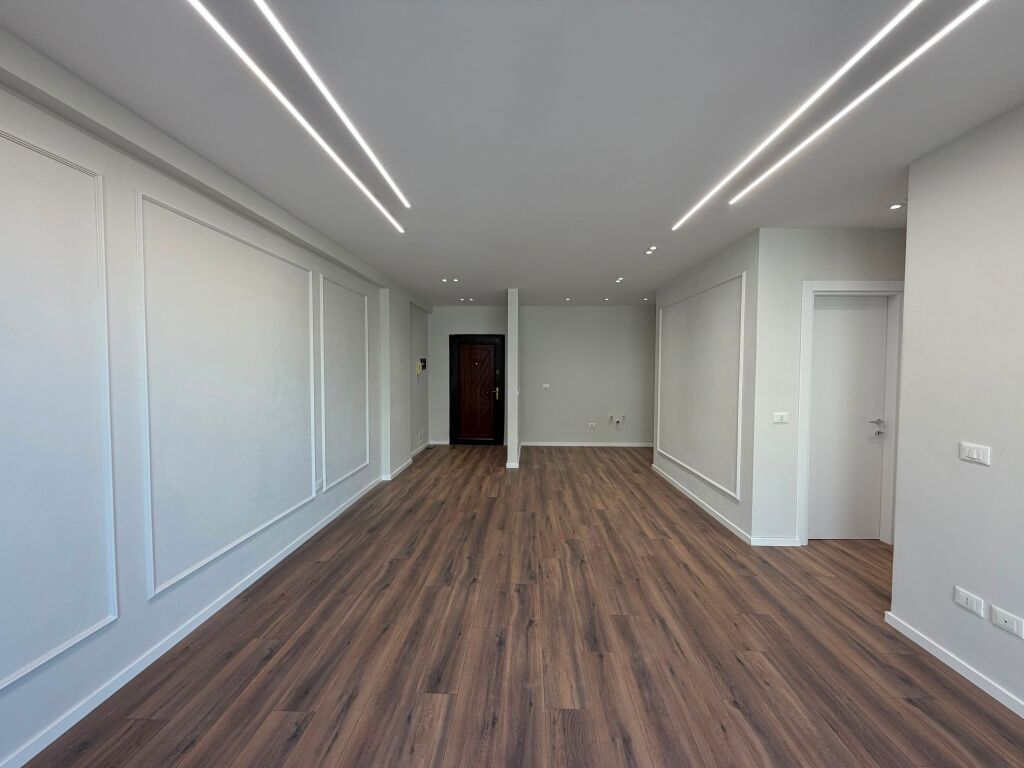 YZBERISHT APARTAMENT 1+1 PER SHITJE!