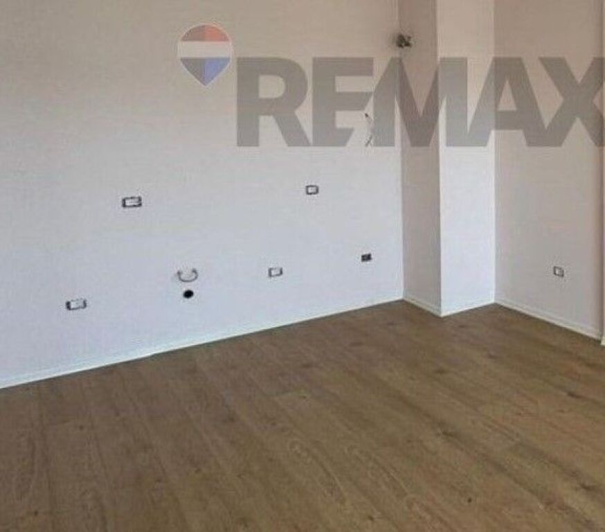 Apartment - Ne shitje - Bulevardi i Ri, Tiranë ID:530601001-194