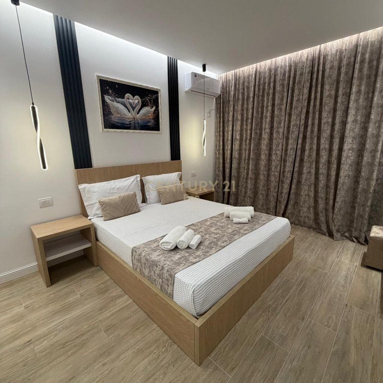 Apartament 1+1 në Malin e Robit, Golem – i ri, i mobiluar dhe gati për banim! 115,000 €