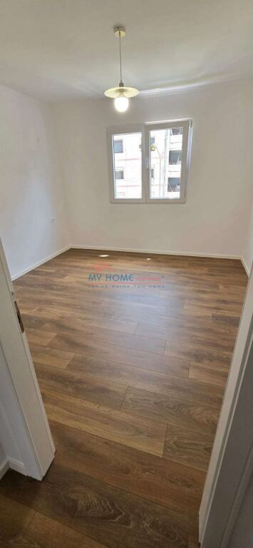 Appartamento 1+1 in vendita in Via Kavaja a Tirana