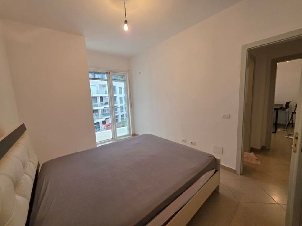 🏖️ SHITET APARTAMENT 1+1 NË SHËNGJIN – AFËR CORAL