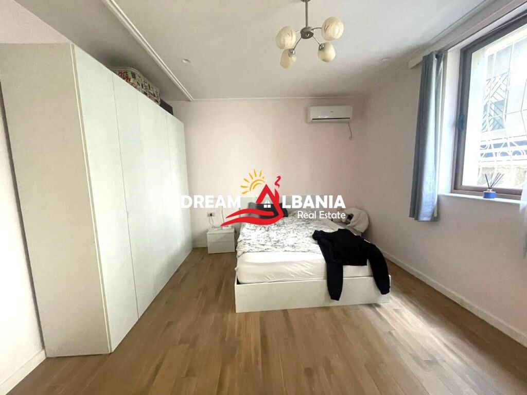 Jepet me qera 1+1+Parkim tek Rruga e Kavajes, Tirane (ID4251332)