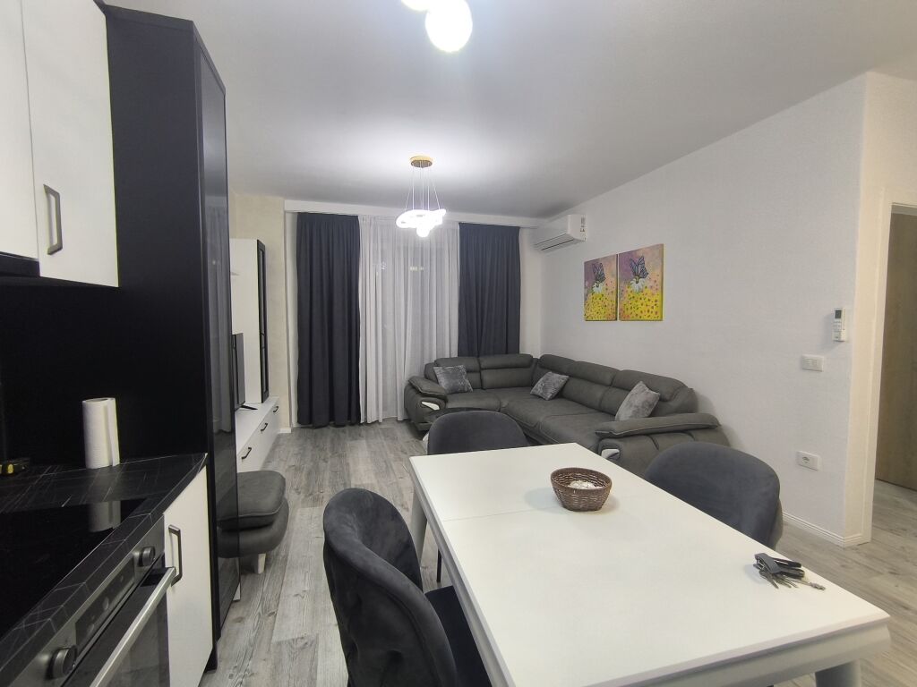 For rent 1+1 at Golden Park