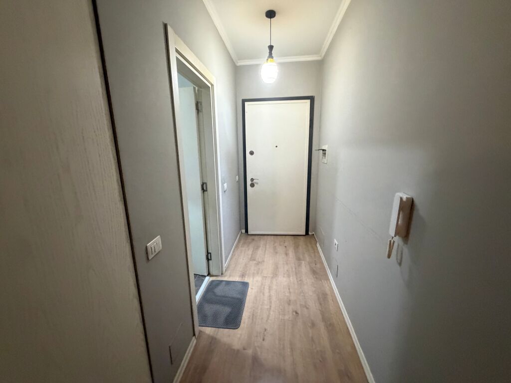 1+1,E 88 laprake 500 mila leke