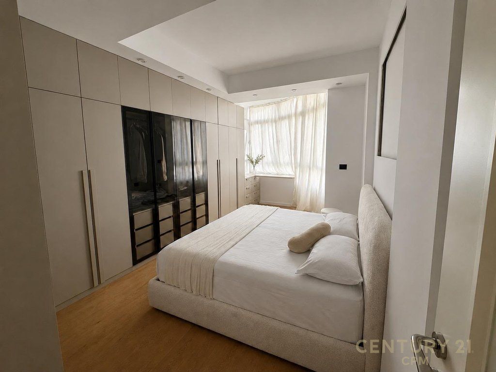 Super Apartament 2+1+2 ne shitje ne Astir, Tirane!