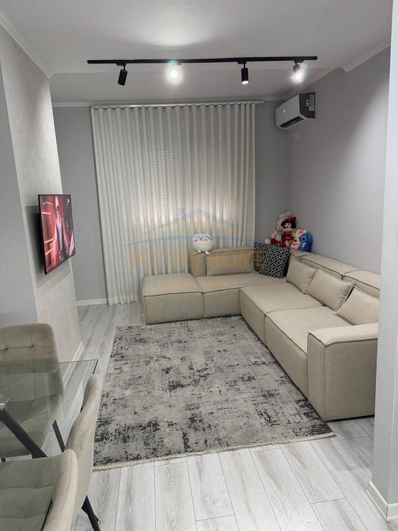 Affitto, Appartamento 1+1, Lago Secco, Tirana.