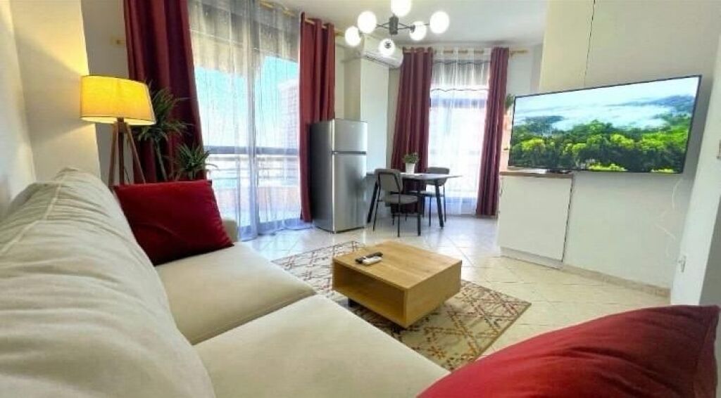 Jepet apartament 1+1 me qira tek 21 Dhjetori , prane Supermarket Joena , Rruga Muhamet Gjollesha , Rruga e Kavajes .