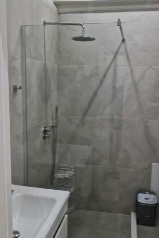 Jepet Me Qera Apartament 1+1+1 Ballkon