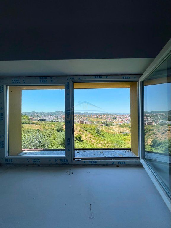 Shitet, Apartament 2+1, Rezidenca Lake Land, Farke