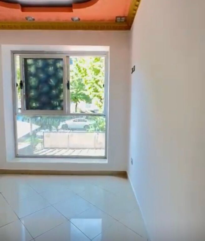 Shitet apartament 2+1 tek Rruga e Durresit!