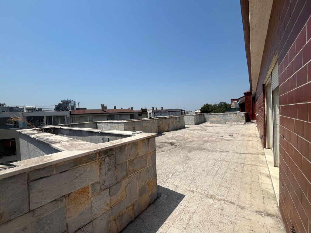 Appartamento Duplex in Vendita – Vicino al Ristorante Fresku, Tirana
