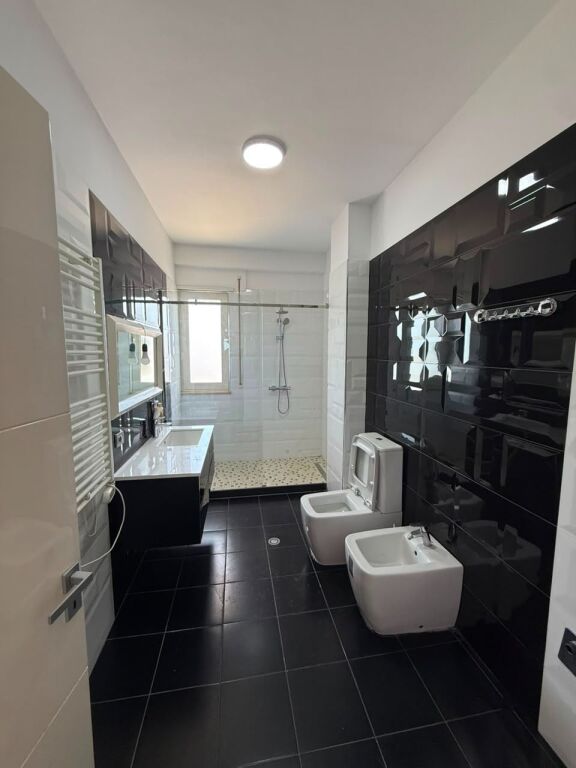 Apartament 2+1 ne shitje , Liqeni Thate