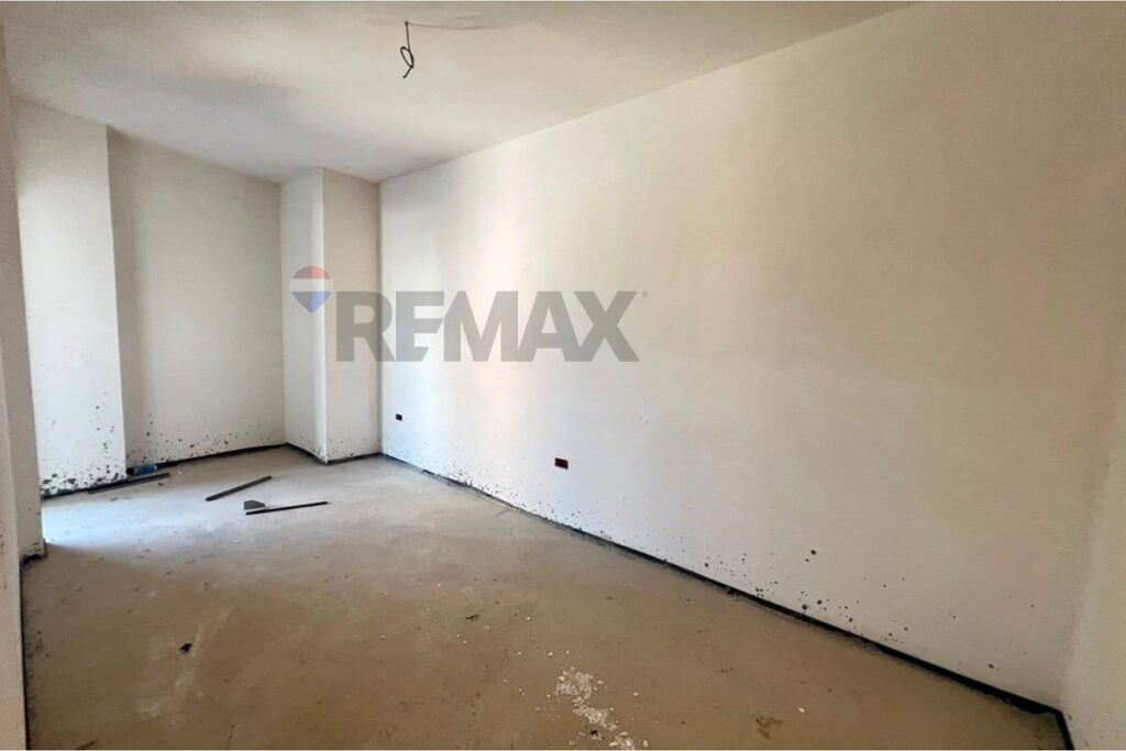 Apartament - Për Shitje - Rruga Rreshit Çollaku, Tiranë(ID: 530191031-779)