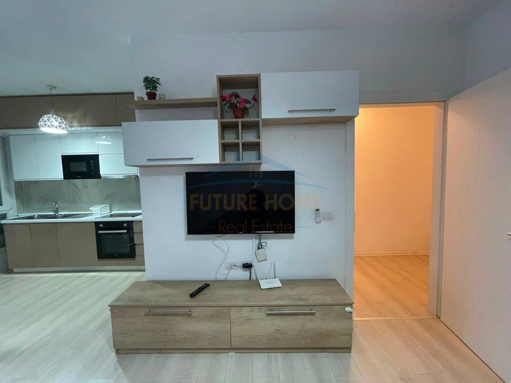 Qera , Apartament 2+1 , Rruga 5 Maj, Tirane    65,000 Lekë