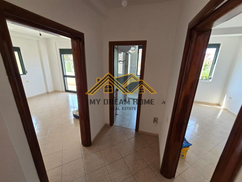 FOR SALE APARTMENT 2+1+ GARAGE IN DURRES BEACH NEAR HOTEL LUBJANA.