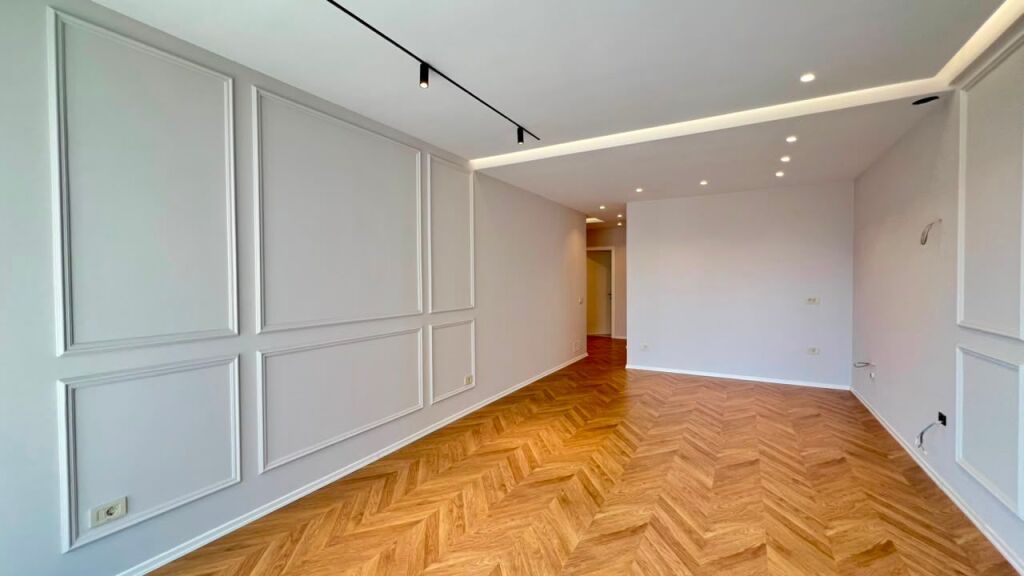 🏢 **OFFICE FOR RENT: 3 Workspaces 📍Golden Tower (Mine Peza – Main Road Frontage) – Building 2026 – 3rd Floor – 116 m² || €1,000/Month**