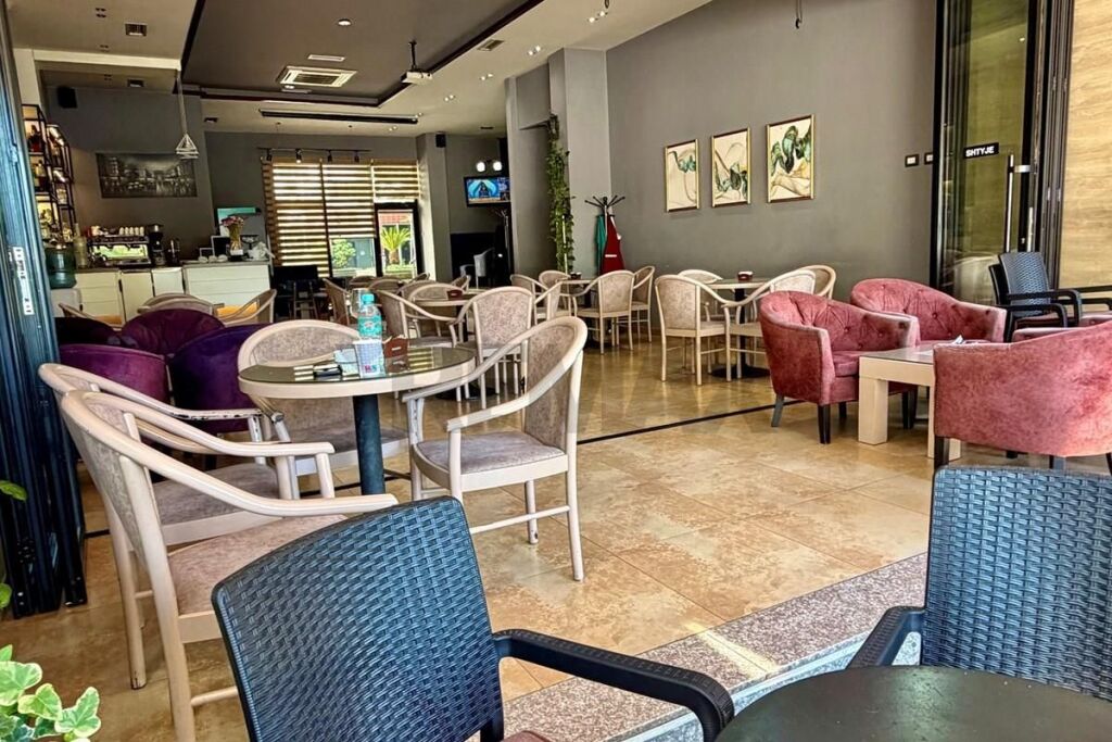 Bar - In Vendita - Rruga Ura, Tiranë(ID: 530171097-550)
