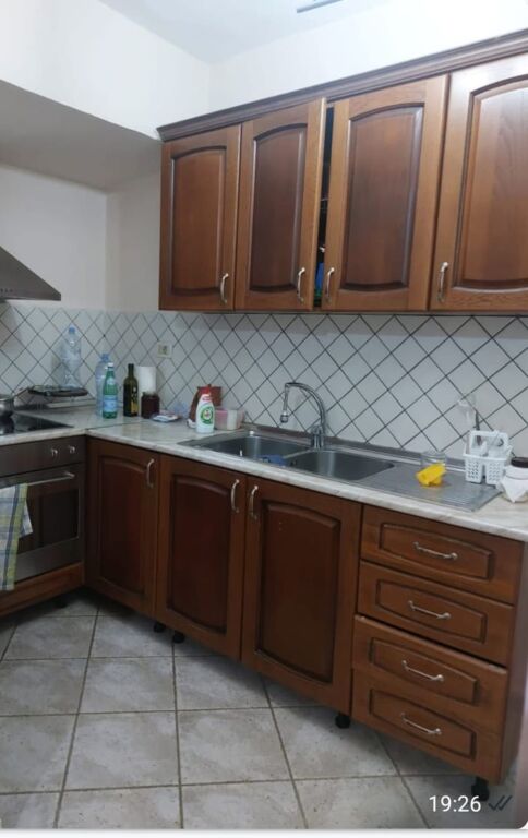 Appartamento 2+1 in affitto Xhamllik !