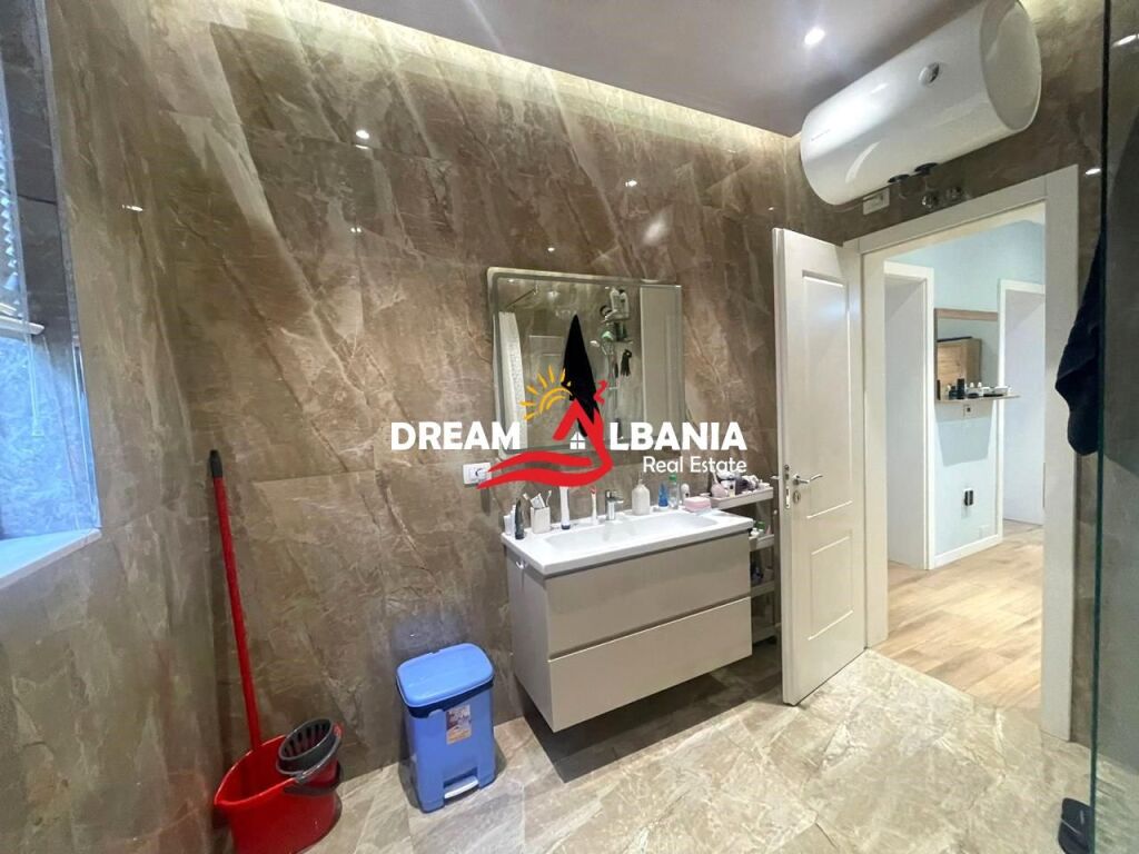 Jepet me qera 1+1+Parkim tek Rruga e Kavajes, Tirane (ID4251332)