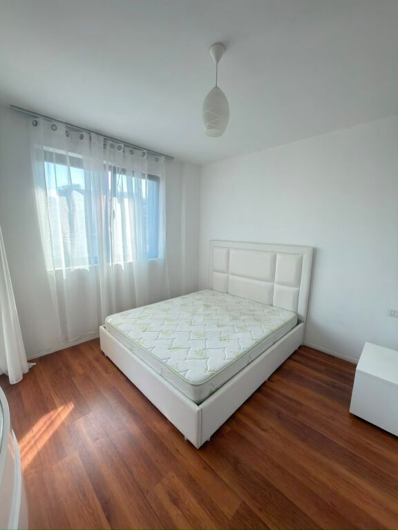 In affitto 2+1+2 ASTIR TE EGLO 650 mila lek