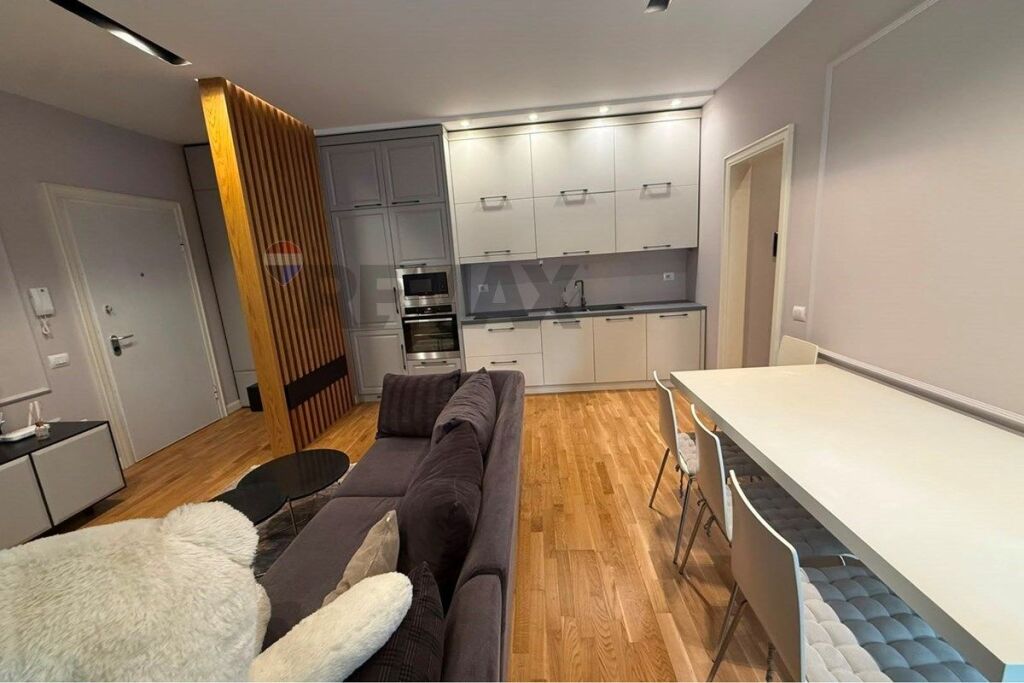 Apartament 1+1 per qira tek Kopshti Botanik