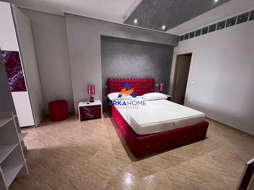JEPET APARTAMENT 2+1 ME QERA "DURRES" 500 EURO
