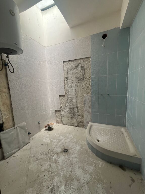 Appartamento Duplex in Vendita – Vicino al Ristorante Fresku, Tirana
