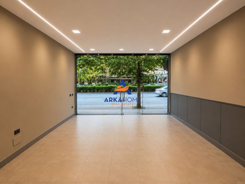 AFFITTASI NEGOZIO 65M2 "21 DHJETORI" 160000 LEKE