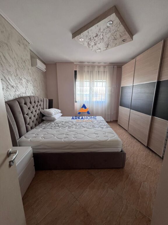 JEPET APARTAMENT 2+1 ME QERA "DURRES" 500 EURO