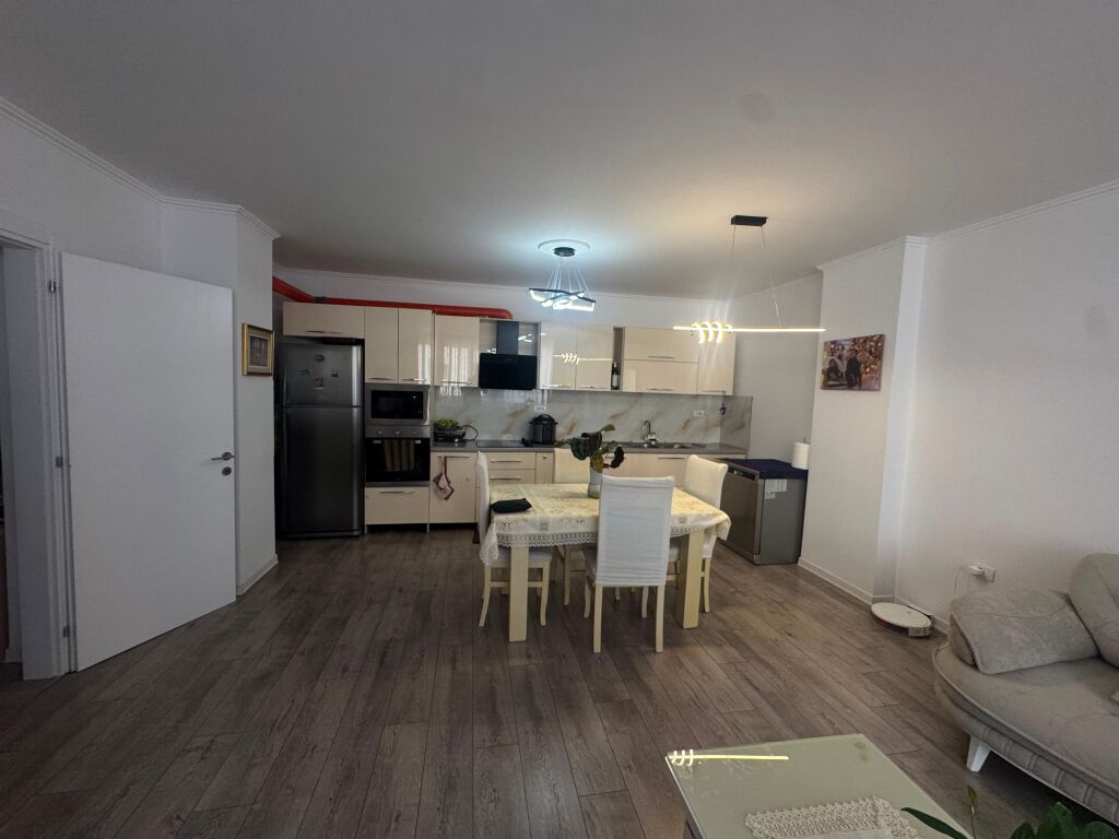 2+1 apartment for sale in Misto Mame.