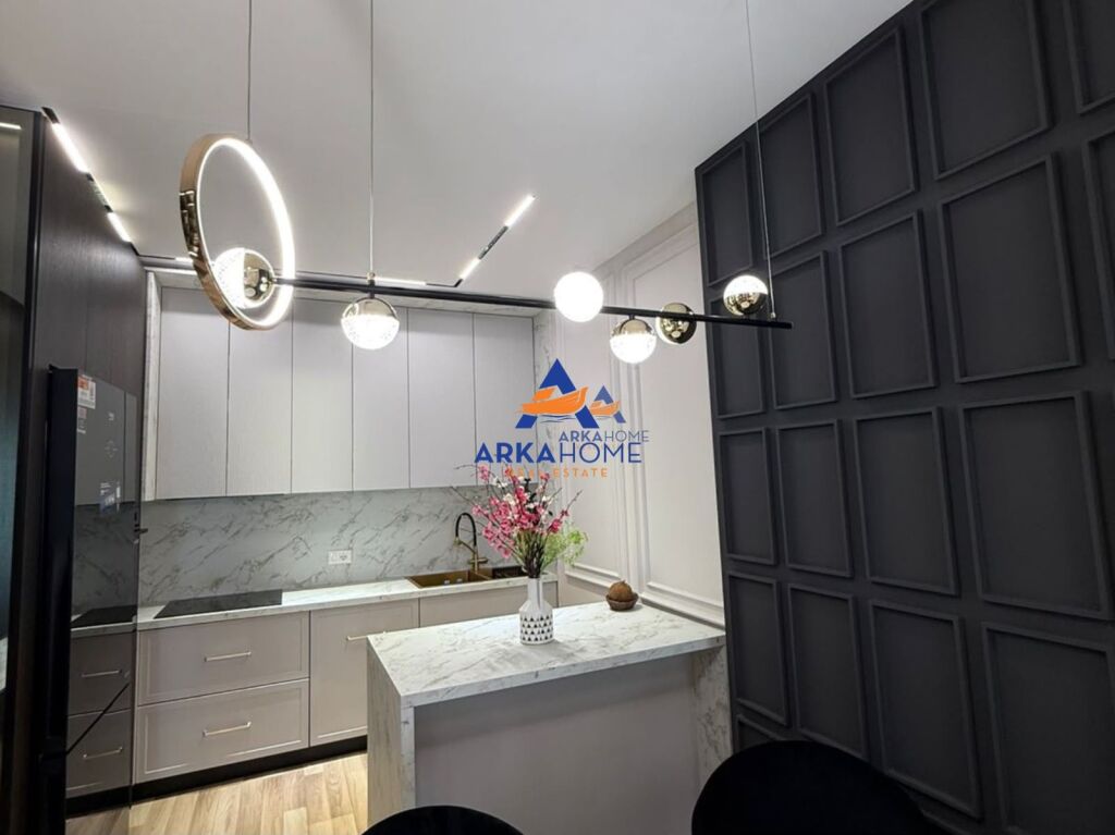 JEPET APARTAMENT ME QERA 2+1+BALLKON+POST PARKIMI "OASIS RESIDENCE, UNAZA E RE" 100000 LEKE