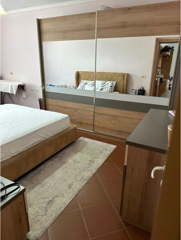 Shitet, Apartament 1+1, Ali Demi