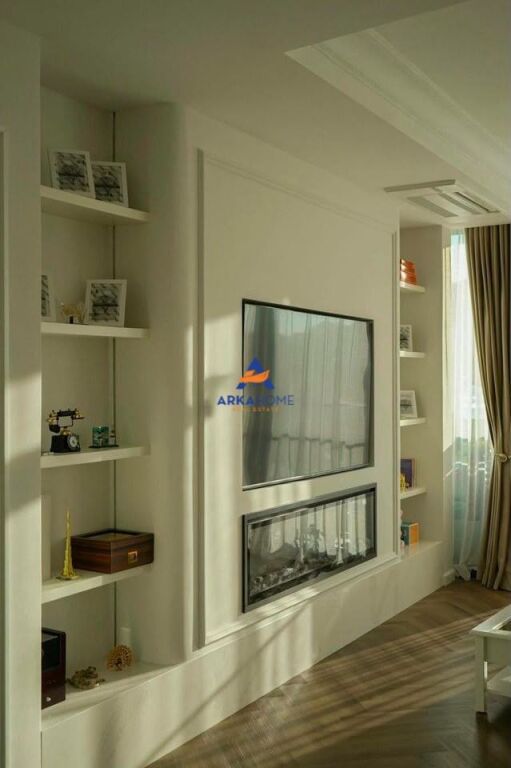 SHITET APARTAMENT 2+1+BALLKON+POST PARKIMI "LAKE VIEW, LIQENI ARTIFICIAL" 690.000 EURO