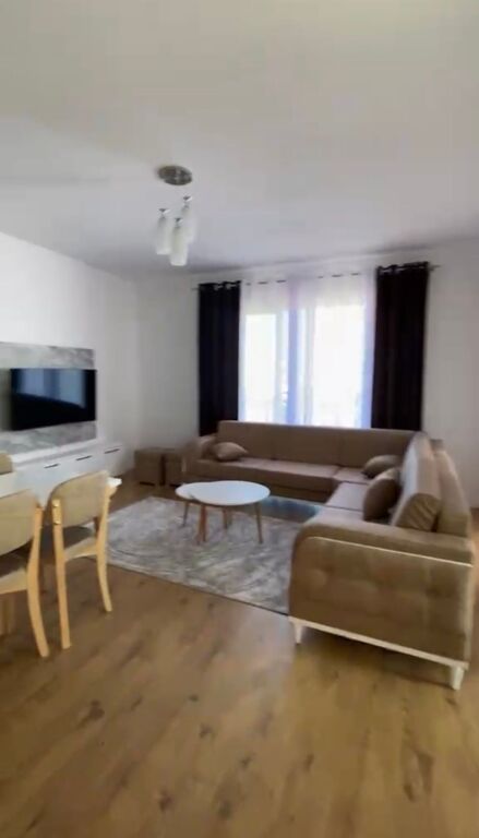 Apartment 2+1 with Veranda for rent , Paskuqan