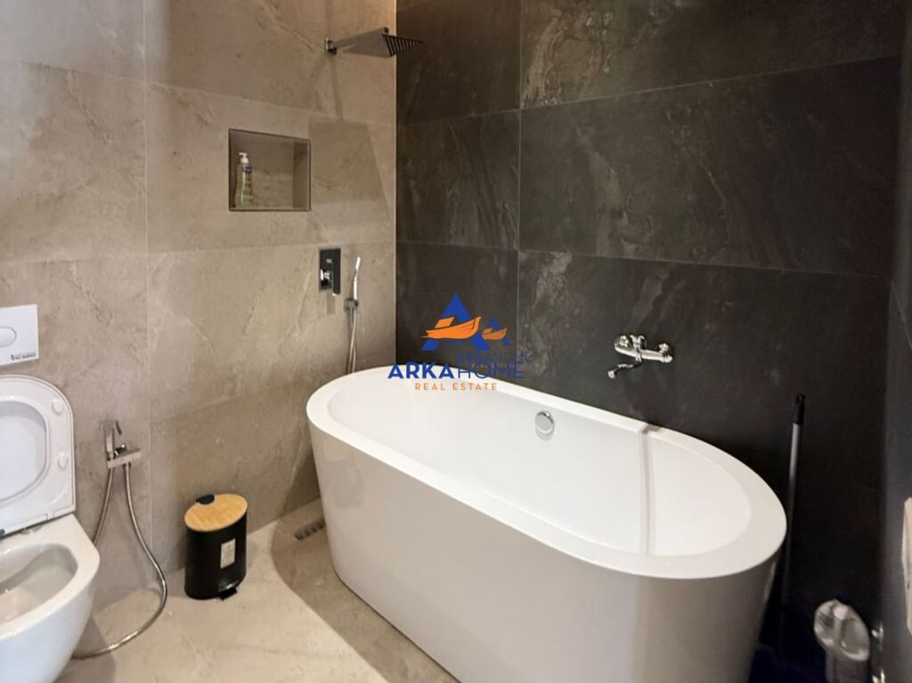 JEPET APARTAMENT ME QERA 2+1+BALLKON+POST PARKIMI "OASIS RESIDENCE, UNAZA E RE" 100000 LEKE