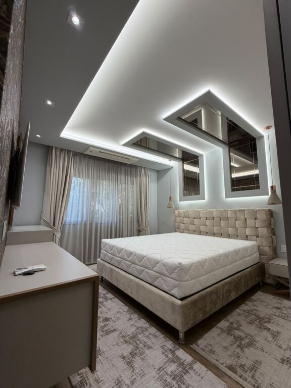 🏡 Shitet Apartament Luksoz 2+1+2 në Laprakë – Blloku Gintash