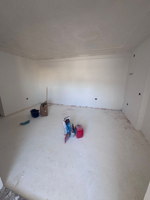 We sell 1+1 apartment Vasil Shanto near the Port