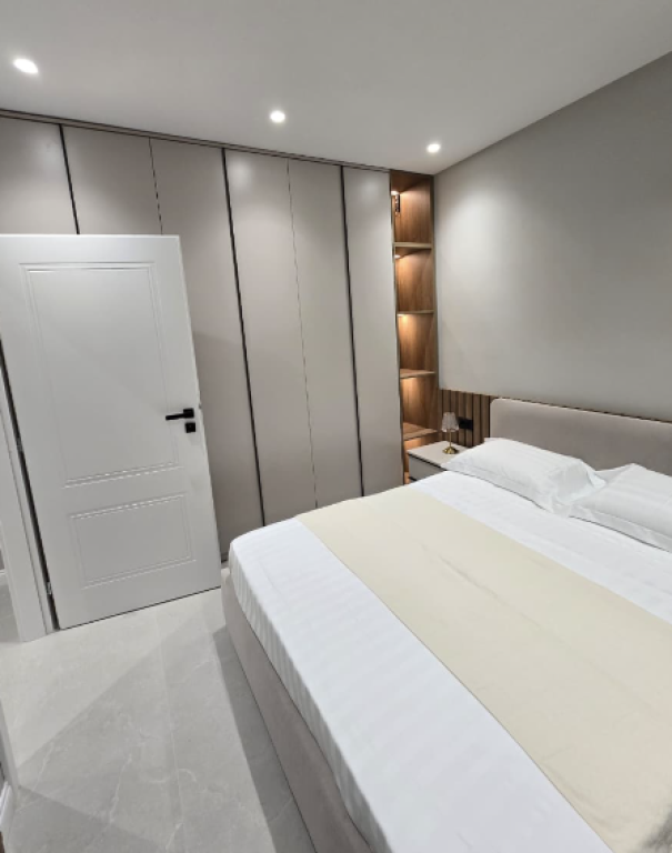 🏡 APARTAMENT 1+1 ME QIRA – VIZION+