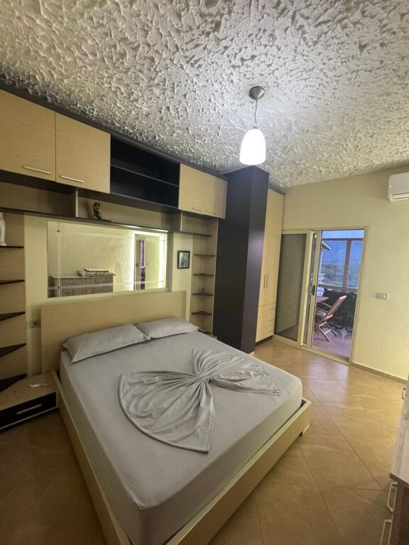 Shitet apartament 1+1 ne Orikum