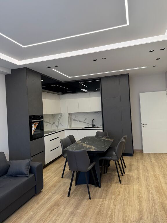 Apartament luksoz urban gate Astir
