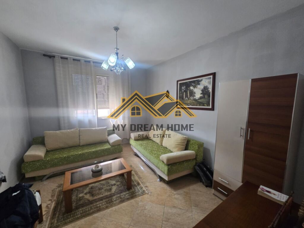 JEPET ME QIRA APARTAMENT 3+1+2 NE QENDER TE DURRESIT
